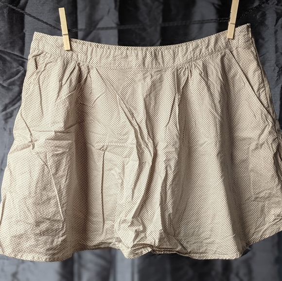 Hiking Polka Dot Skirt 3 Pockets Sz L Shorts Liner